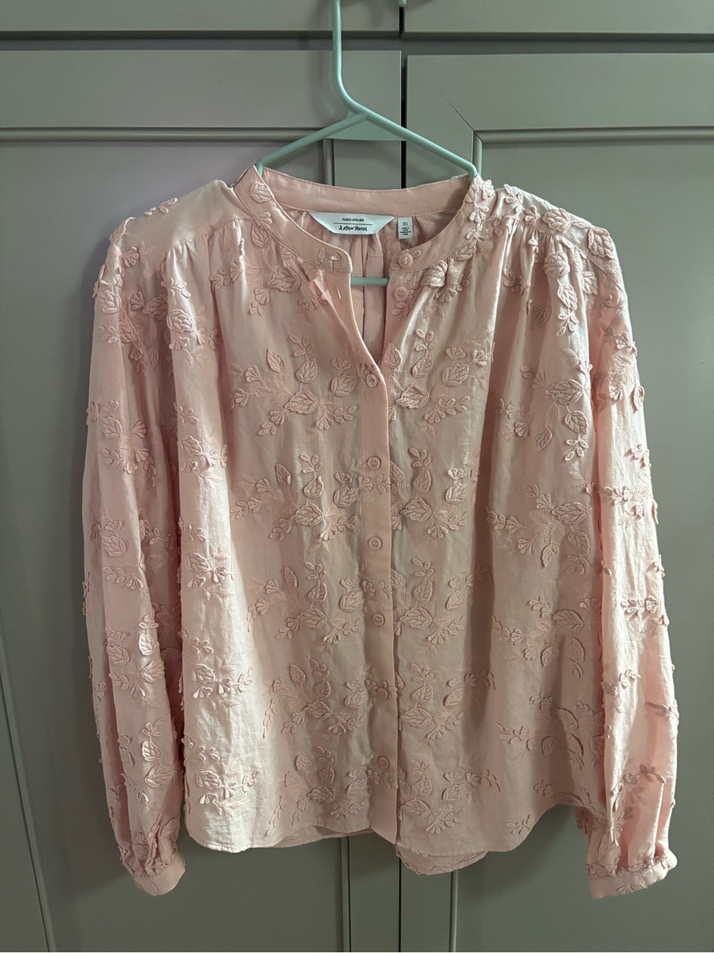 Paris Atelier  Voluminous Floral-Appliqué Blouse from & Other Stories sz 2 - Picture 2 of 8